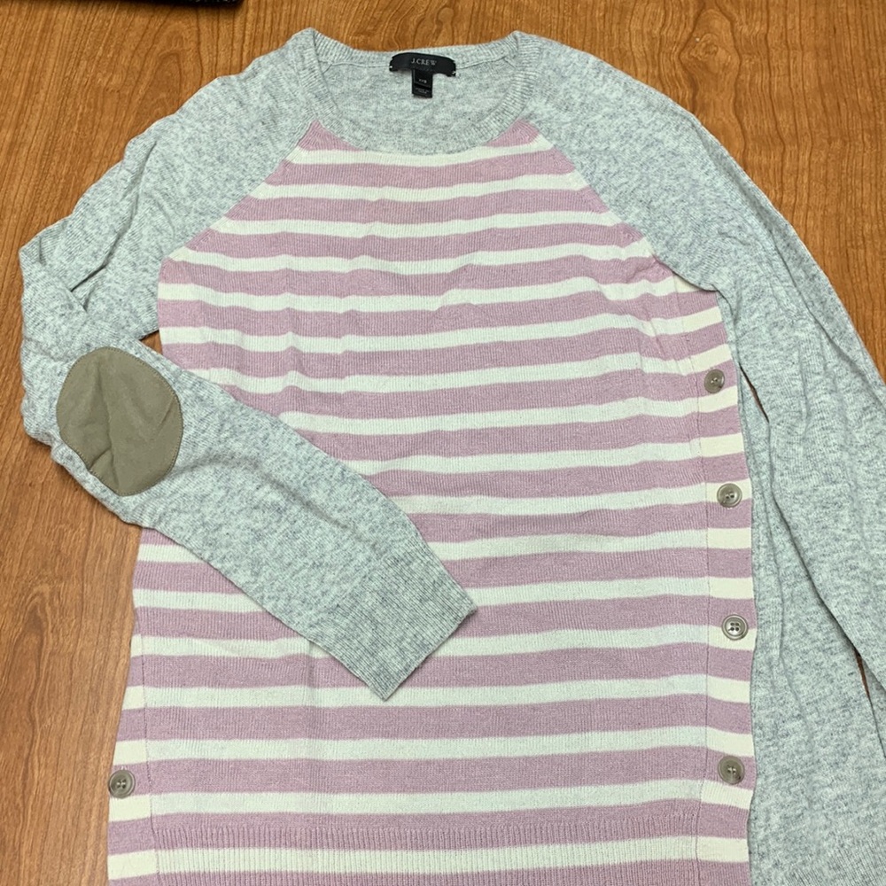 J Crew wool blend crew neck sweater with button detailing. XXS EUC
